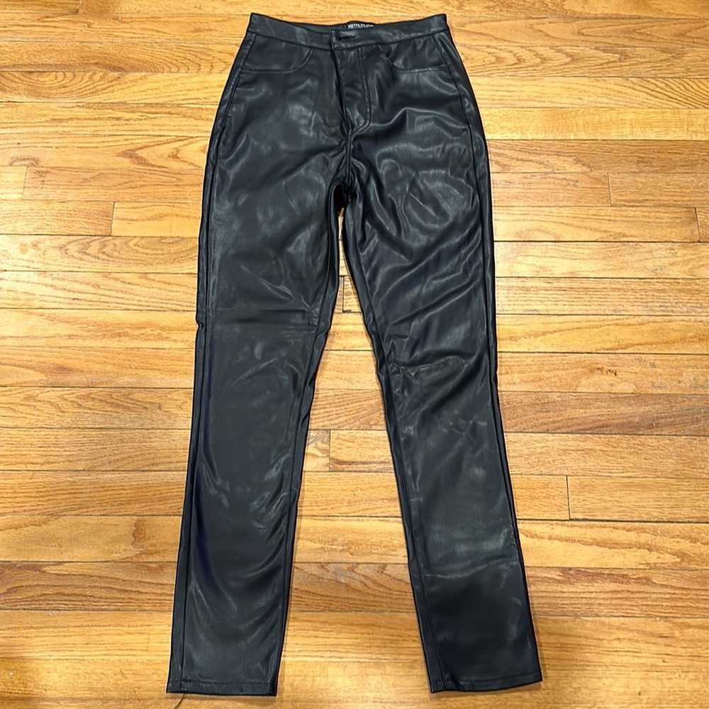 Pretty Little Thing Faux Leather Skinny Pant